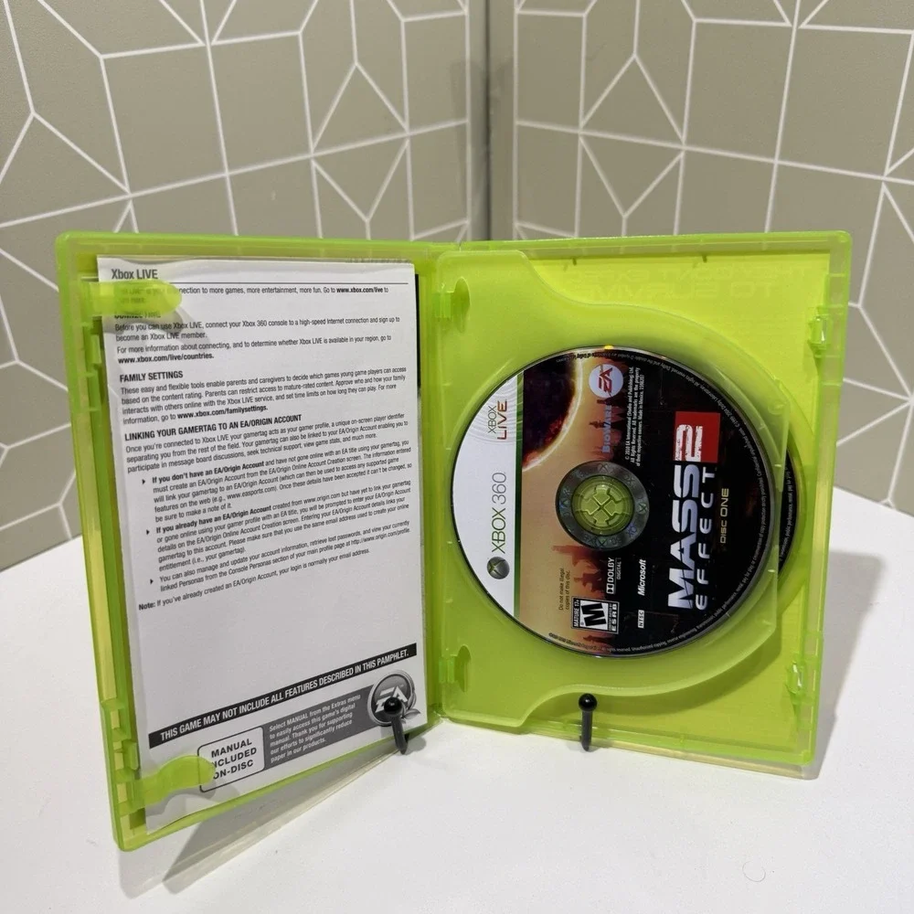 Xbox 360 Game Mass‎ Effect 2